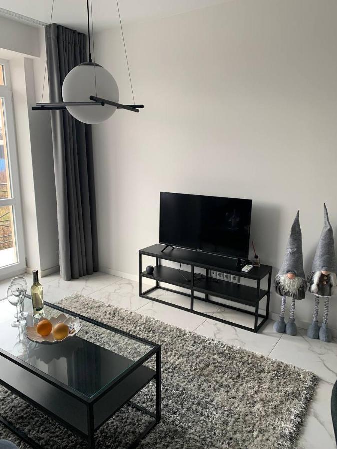 New Modern Apartment 乌日霍罗德 外观 照片