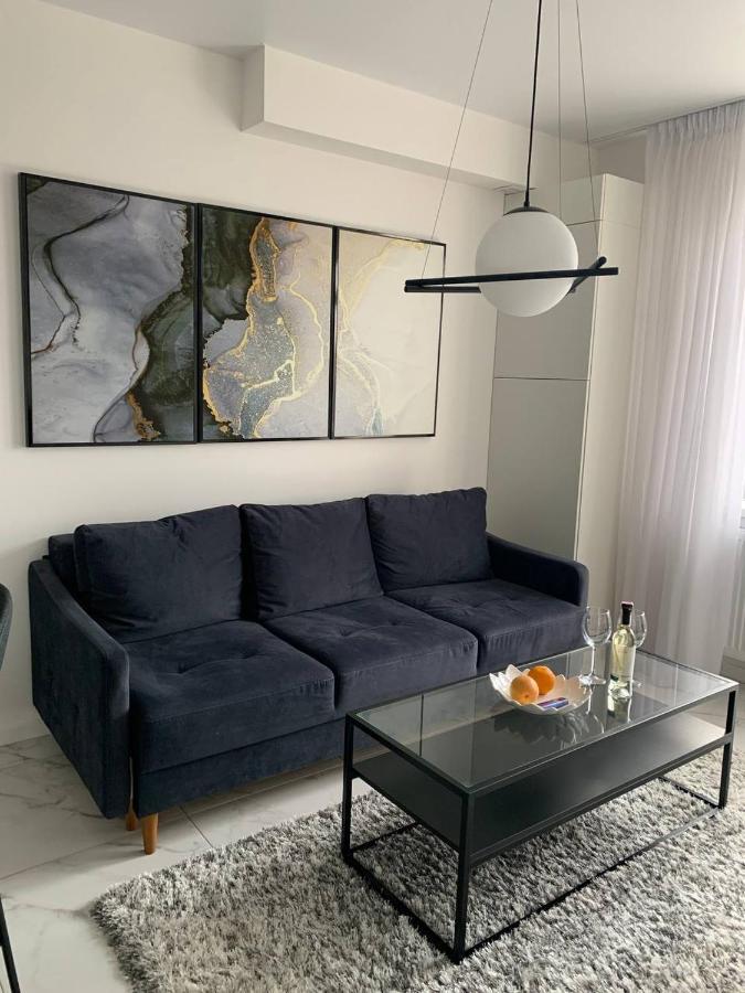 New Modern Apartment 乌日霍罗德 外观 照片
